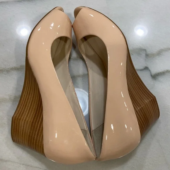 Cole Haan Wedge Heels Size 9.5 Nude Beige Peep Toe NWOB - Picture 9 of 16